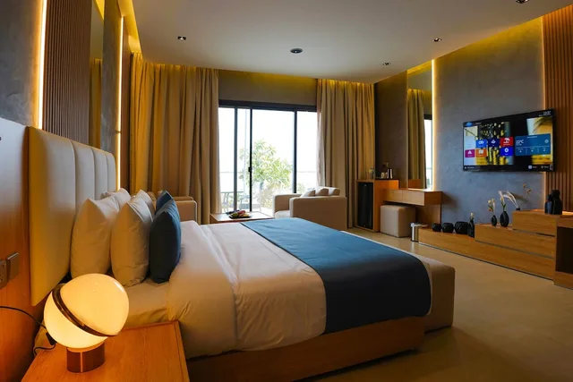 جناح سوبيريور بسرير كينج بإطلالة على البحر، Palma Beach Resort Spa 2/4