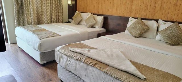 غرفة عائلية رباعية، De Castle Inn 1/1