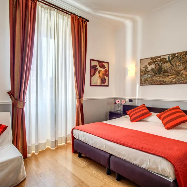 Room, Quadruple, Everest Inn Rome 2/10