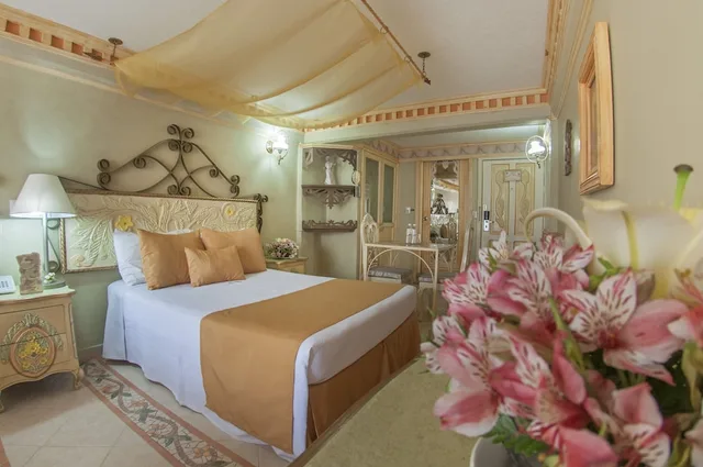 غرفة ثلاثية، Villa Las Margaritas Plaza Cristal Hotel 3/5