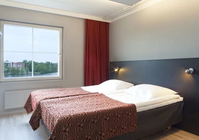 غرفة قياسية بسريرين منفصلين، Original Sokos Hotel Vaakuna 8/10