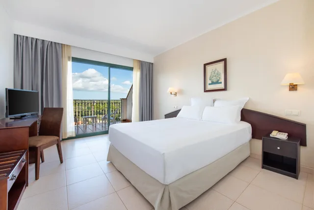 Standard, Double Bed, Balcony or Terrace، Valentin Son Bou Hotel Apartments 1/3