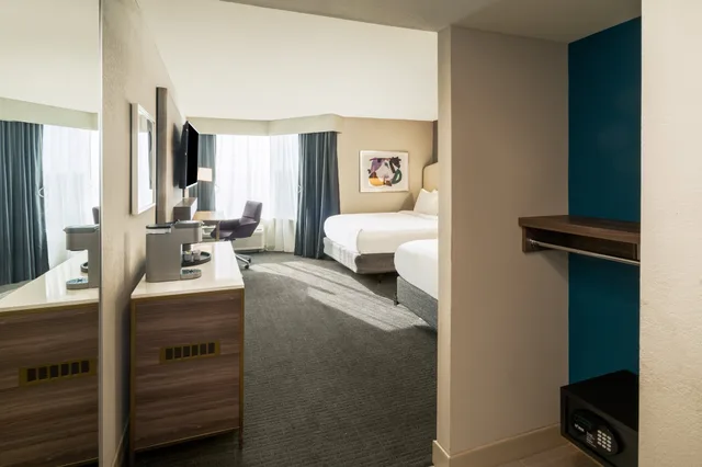 غرفة قياسية بسريرين مزدوجين لذوي الإعاقة، Crowne Plaza Atlanta NE - Norcross 6/6
