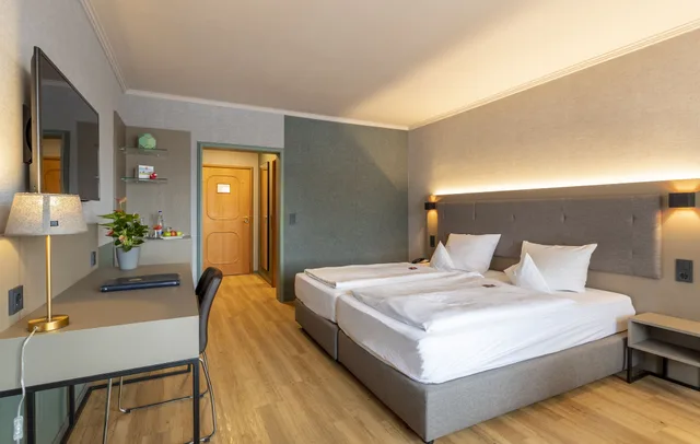 غرفة كومفورت عائلية بسريرين كوين، ACHAT Hotel Waldkirchen 4/10