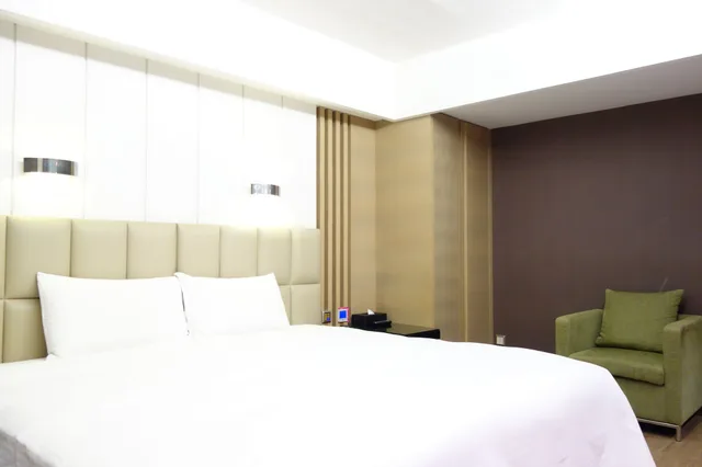 غرفة قياسية بسرير مزدوج، The Cloud Hotel 4/10