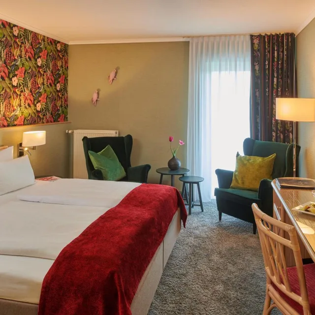 غرفة بريميوم بسرير مزدوج، Parkhotel Weiskirchen 4/6