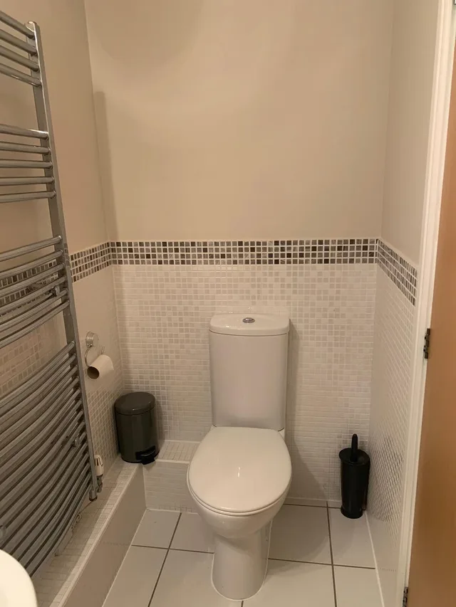 Basic, Penthouse, Apartment, 2 Double Beds, River View، Whitehouse Guest House 7/10