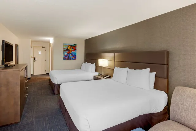 Room, 2 Queen Beds, Accessible, Best Western Plus Toronto Airport Hotel 1/4
