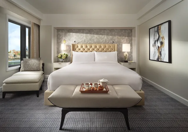 Suite, King Bed, Back Bay Corner، Mandarin Oriental Boston 4/5