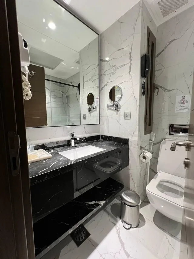 Connecting, Queen and Twin Beds, Violet Al Shisha Hotel 3/3
