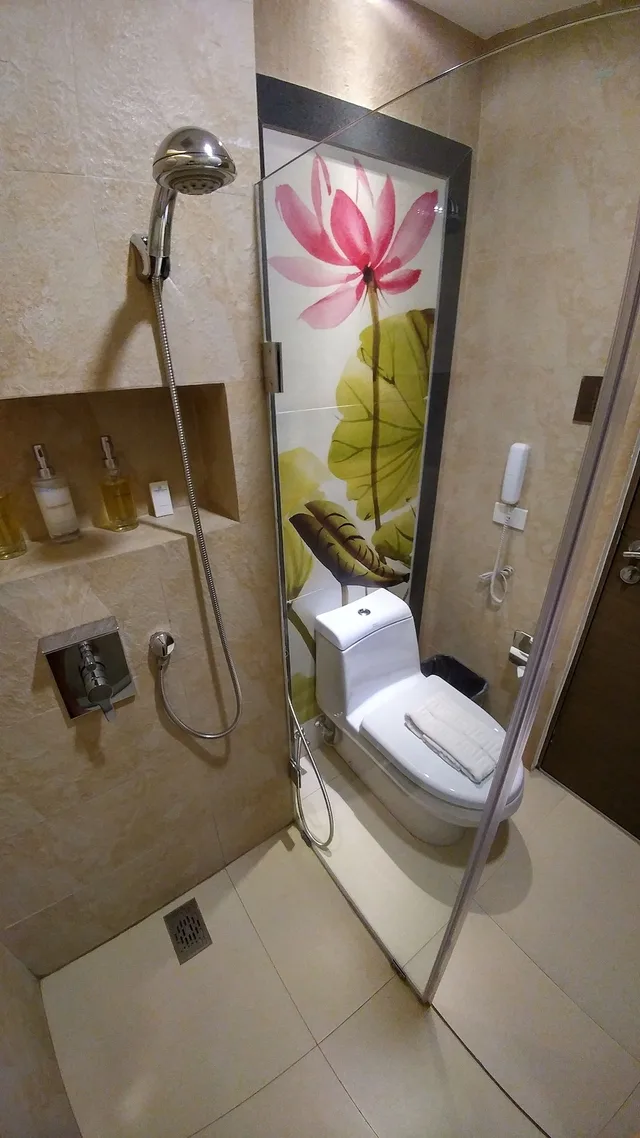 Garden Suite, King Bed, Pool Access، Boracay Haven Suites 5/5
