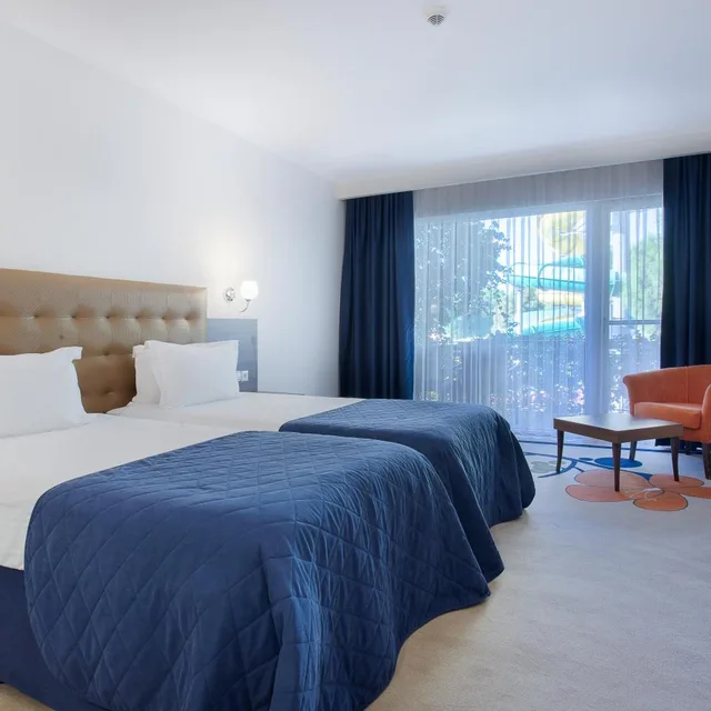 غرفة بسرير مزدوج أو سريرين منفصلين مع سرير إضافي، Pine Beach Hotel 6/10