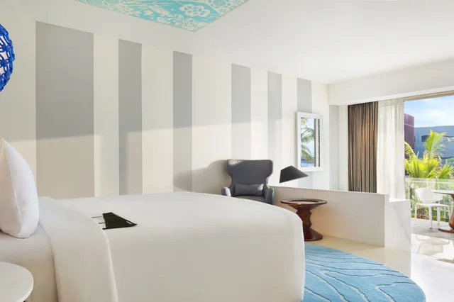 1 Bedroom, Suite, King Bed, Lagoon View، Le Meridien Bali Jimbaran Hotel 2/4