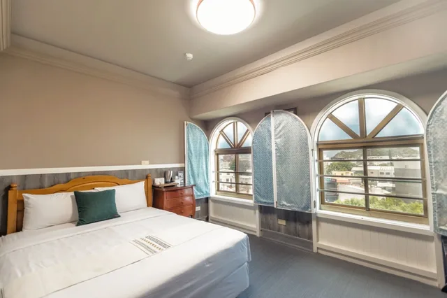 غرفة قياسية بسرير مزدوج، Hotel de Trianon 1/10