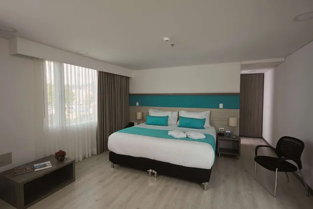 Superior, King Bed, Hotel Duitama Nivari 1/2