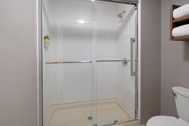 2 Bedrooms, Suite, 2 King Beds, Staybridge Suites Long Beach Airport 4/8