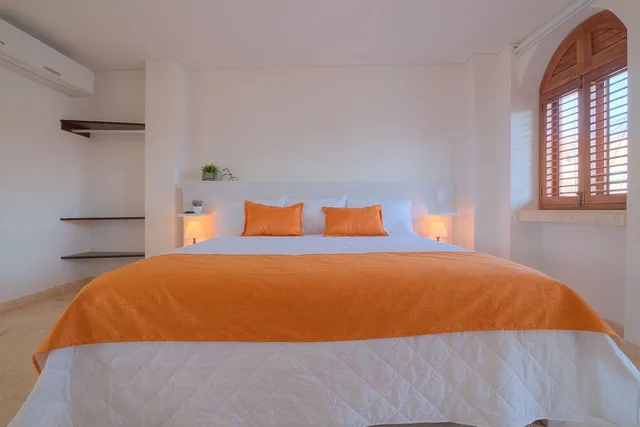 غرفة سوبيريور بسرير كينج، Hotel Boutique La Artilleria 1/10