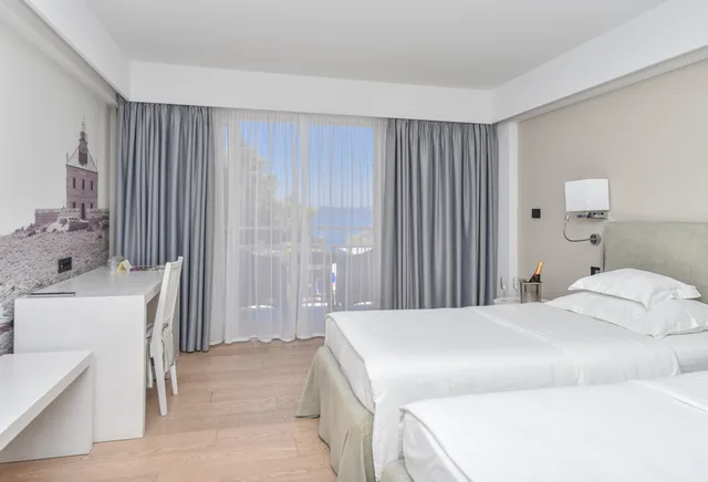 غرفة بإطلالة على المتنزه بشرفة، Hotel Osejava 1/3