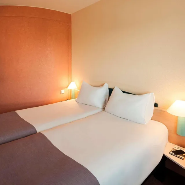 غرفة بسرير فردي، IBIS BERLIN SPANDAU 5/9