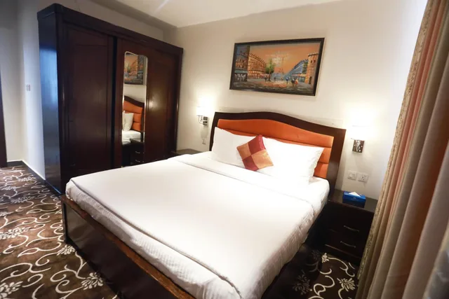 جناح ملكي بشرفة، Naylover Hotel Suites 5/10
