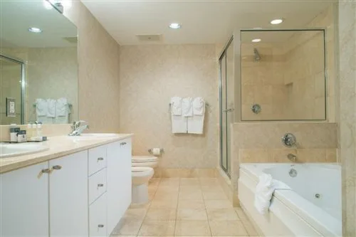 جناح بإطلالة على البحر بغرفتي نوم، Doubletree By Hilton Ocean Point Resort – North Miami Beach 1/1