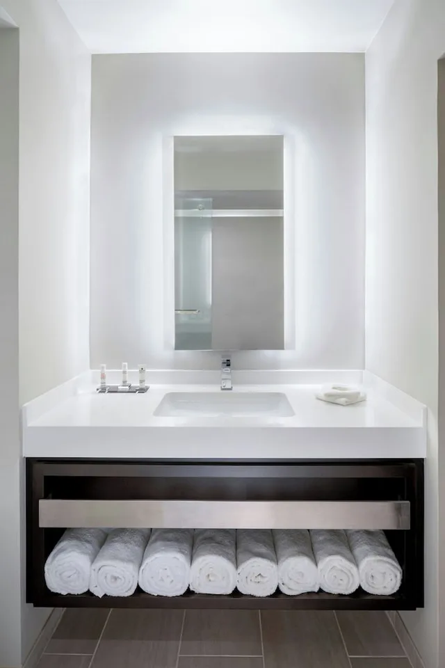 Concierge, King Bed، Marriott St Petersburg Clearwater 9/10