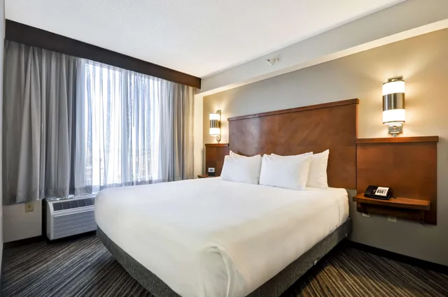 غرفة بسرير كينج لذوي الإعاقة، Hyatt Place Minneapolis Airport South 1/3