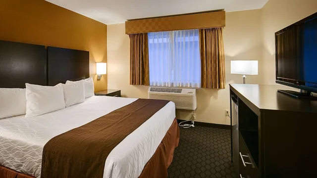 غرفة قياسية بسرير كينج، Best Western Sky Valley Inn 3/10