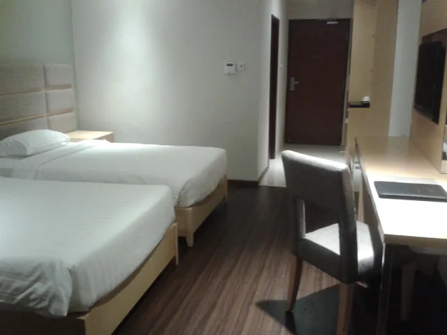 غرفة بريميير بسريرين منفصلين، Seri Simanggang Hotel 1/2