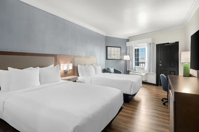 Room, 2 Queen Beds, Ocean Front، Hyatt Select Galveston Beachfront 2/6
