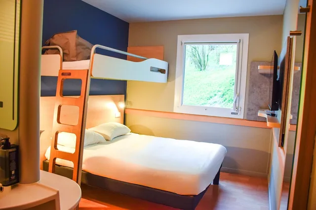 Room, Triple, Multiple Beds، Ibis Budget Rodez 9/10