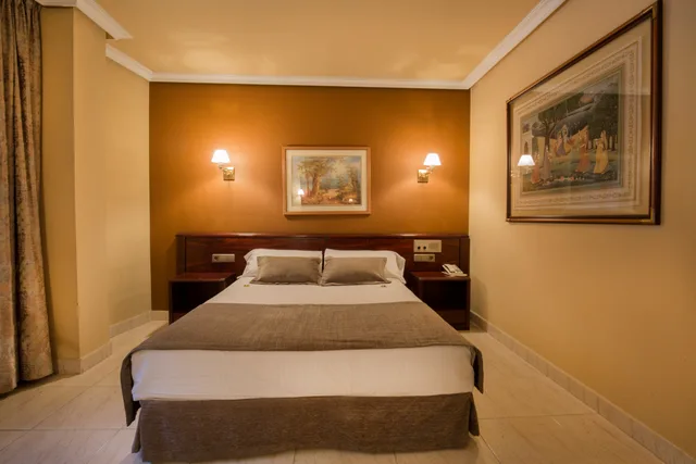 غرفة قياسية بسرير مزدوج، HOTEL IMPERIAL(ex. HUSA IMPERIAL) 1/3