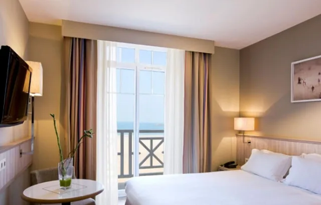 غرفة بسرير مزدوج أو سريرين منفصلين بإطلالة على البحر، Hotel Antinea 7/10