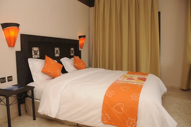 غرفة قياسية بسرير كينج، Hotel Oasis and Spa 9/9