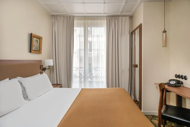 غرفة بسرير مزدوج بشرفة، Hotel du Savoir 1/10