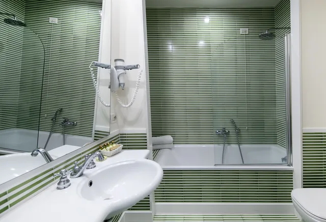 غرفة كلاسيكية بسرير مزدوج أو سريرين منفصلين بإطلالة على البحر، Hotel Minerva 3/4