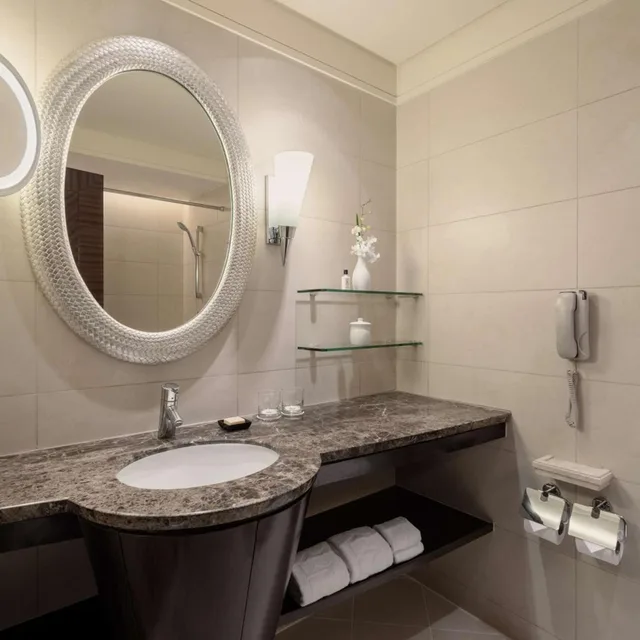 Horizon, Deluxe, King Bed, Garden Wing، EDSA Shangri-La Manila 4/4