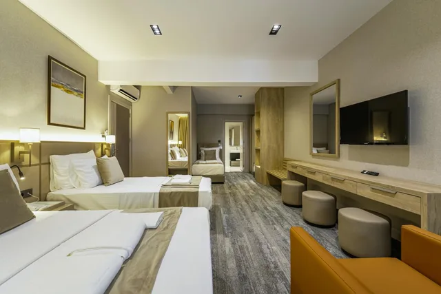 غرفة رباعية، Kalfa Hotel 3/5