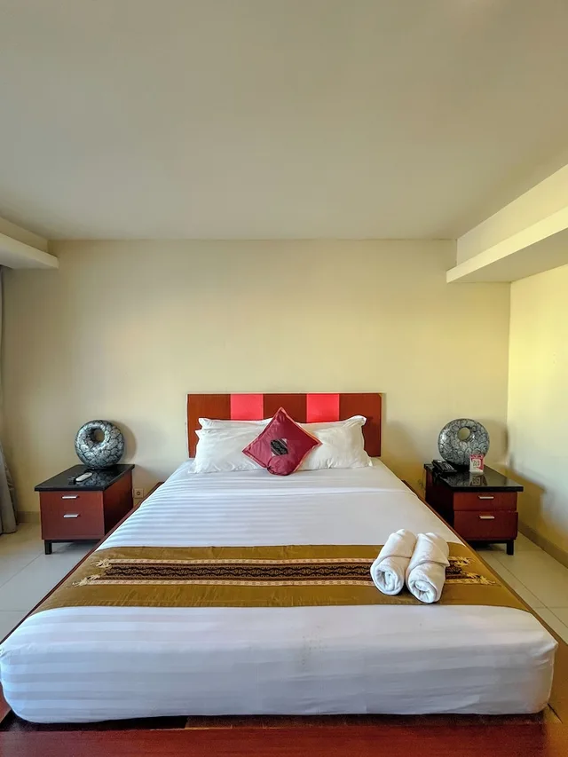 غرفة ديلوكس بسرير كينج بإطلالة على البحر، Lion Hotel And Plaza 3/5