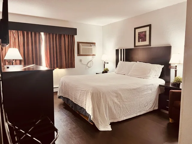 غرفة ديلوكس بسرير كوين، Travelodge By Wyndham Valleyfair Shakopee 4/9