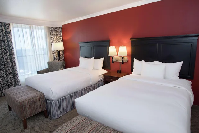 غرفة بزنس، President Abraham Lincoln Springfield a DoubleTree by Hilton 1/4