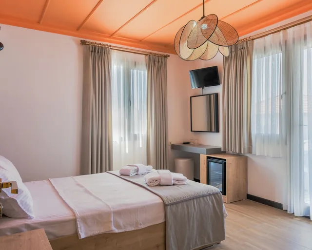 Deluxe, Suite, 1 Double and 1 Single Bed, Sigacik Gaea Hotel 2/10
