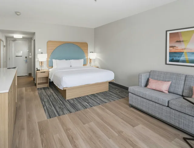 غرفة قياسية بسرير كينج، Hampton Inn & Suites Pharr, TX 3/6