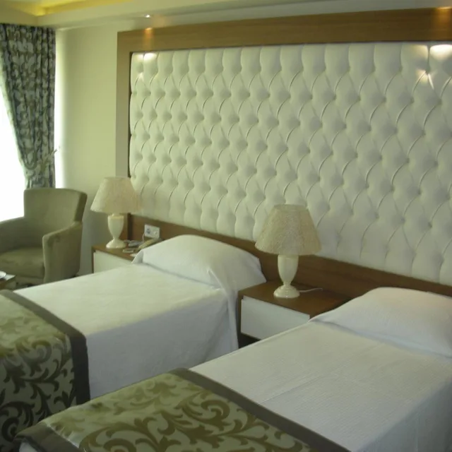 غرفة ثلاثية، Esila Hotel 4/10