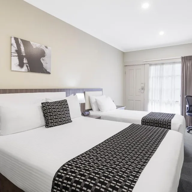 غرفة بسريرين منفصلين، Quality Hotel Melbourne Airport 5/10