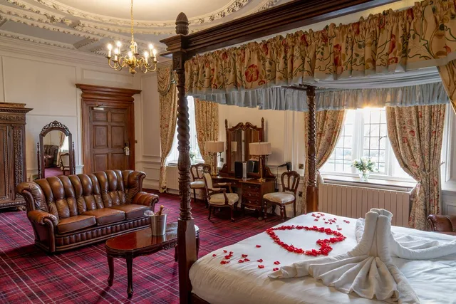 Super, Standard, Suite, King Bed، Castle Bromwich Hall Hotel, BW Signature Collection 4/5