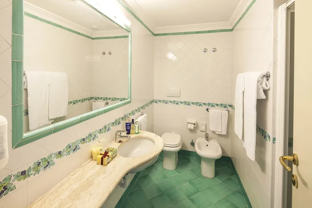 Comfort, Twin Beds, Continental Mare 9/10