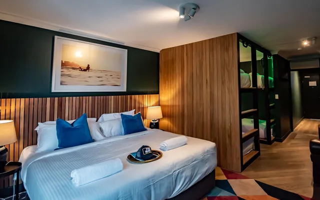 غرفة عائلية، The Blue Hotel Bondi 1/2
