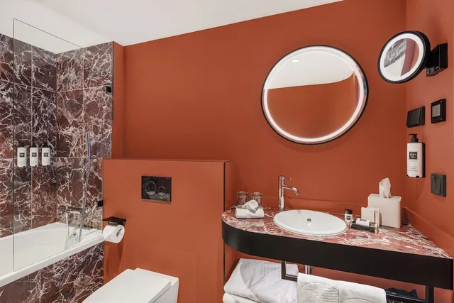 Standard, Queen Bed, Hill View، LANCHID 19 DESIGN HOTEL 10/10