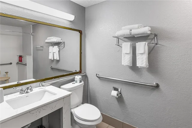 غرفة بسريرين مزدوجين لذوي الإعاقة، SureStay Hotel by Best Western Helen Downtown 4/5